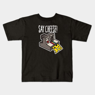 Say cheese funny vintage instant camera cartoon Kids T-Shirt